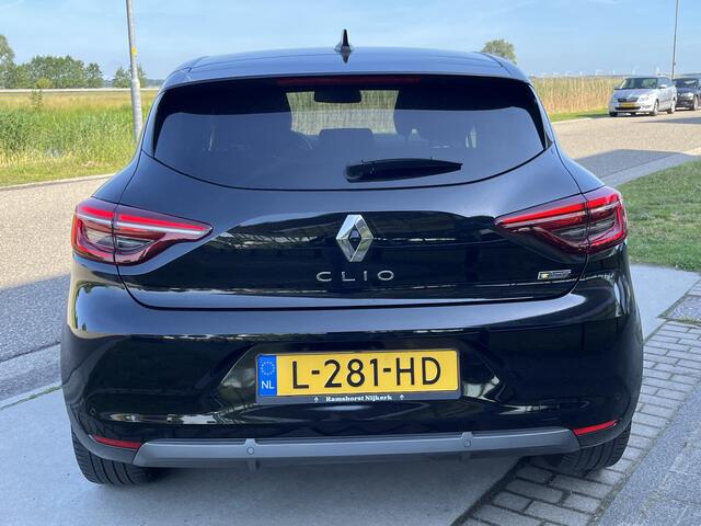 Renault CLIO 1.6 E-Tech Hybrid 140 PK R.S. Line / Automaat / Camera / Bose Sound / Climate /