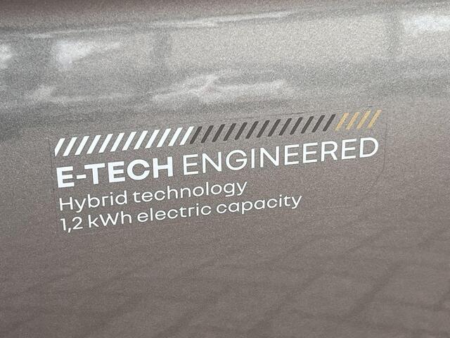 Renault CLIO 1.6 E-Tech Hybrid 145 E-Tech Engineered