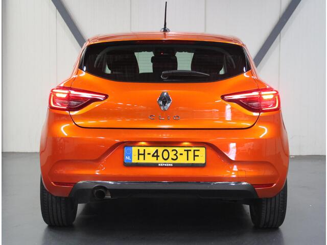 Renault CLIO 1.0 100PK TCe Intens | 1ste eigenaar | AppleCarplay/AndroidAuto | StoelVerwarming | Keyless | Radio/DAB | Bluetooth | LED | Climate Control | Isofix | Parkeersensoren | Start/stop systeem | NL AUTO! |