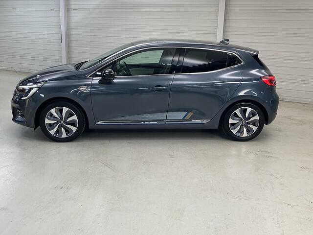 Renault CLIO 1.6 E-Tech Hybrid 140 Serie Limitee E-TECH Climate control / Trekhaak /incl. Winterset met wiel doppen / Navigatie / Applecarplay of Android auto /