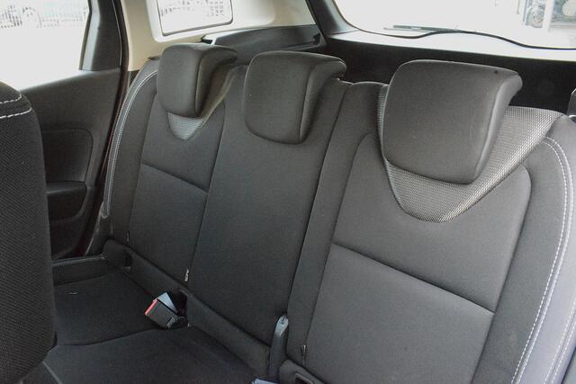 Renault CLIO Estate 0.9 TCe Limited | Airco | Cruise | Navi | Sensoren