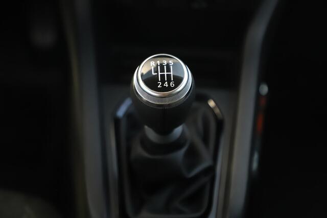 Renault CLIO 1.0 TCe Business Zen Donkere Ramen Navigatie Carplay Android Airco Cruise Control LED