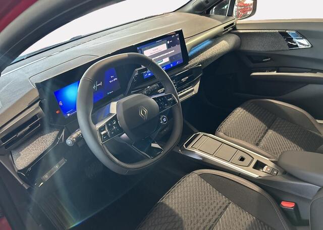 Renault CLIO 1.8 Hybrid 160 techno - pack première met verwarmbare en verstelbare stoelen