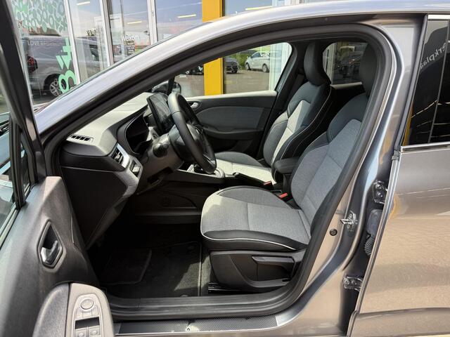 Renault CLIO 1.6 E-Tech Full Hybrid 145 techno | NAP | Trekhaak | Pack Look | Pack Navigatie | LED | DAB | Achteruitrijcamera | Climate Control |