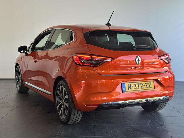 Renault CLIO 1.6 E-Tech Hybrid 140 Intens 360 CAMERA | STOEL-/STUURVERWARMING | CLIMATE CONTROL | CRUISE COTNROL |