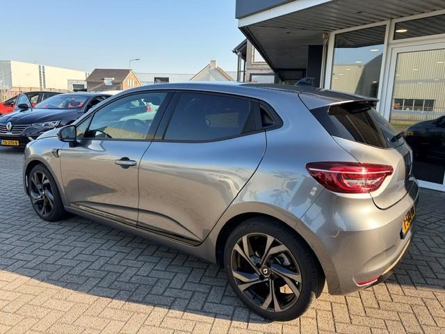 Renault CLIO 1.6 E-Tech Hybrid 145 E-Tech Engineered