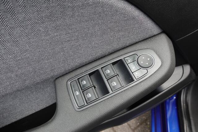 Renault CLIO 1.6 ETFH 145 TECHNO (2500 km !!! NL geleverd NIEUWSTAAT )
