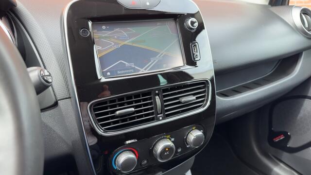 Renault CLIO 0.9 TCe Limited Airco Navigatie Nieuwe banden Nieuwe remmen