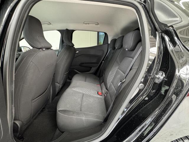 Renault CLIO 1.0 TCe Zen | Stoelverwarming | Navigatie | Climate Control | Apple CarPlay / Android Auto | All-Season Banden |
