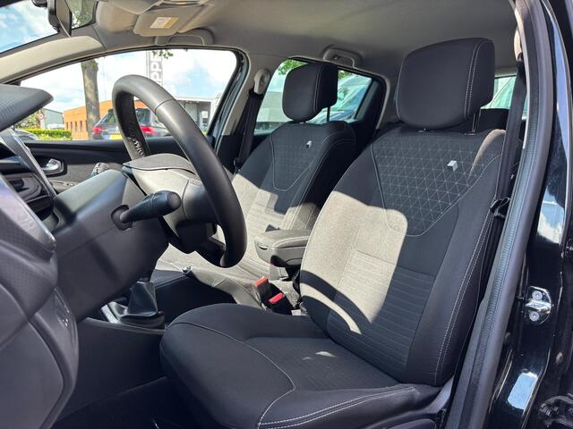 Renault CLIO 0.9 TCe Limited | Bluetooth | Parkeersensoren | Navi | Cruise | 1e Eigenaar