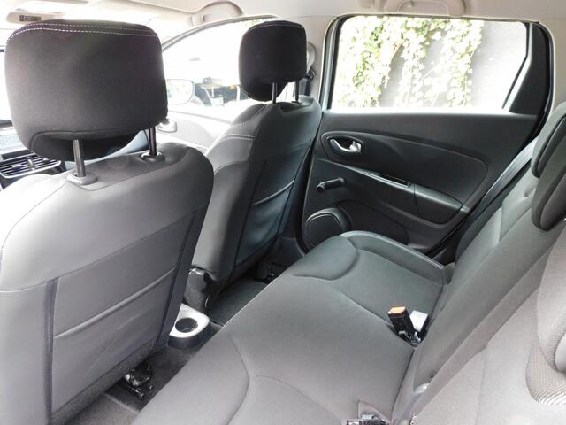 Renault CLIO Estate 0.9 TCe Zen TOPSTAAT! DEALER ONDERHOUDEN! 4 SEIZOENENBANDEN! NAVI! CRUISE! AIRCO! PARKEERSENSOREN!