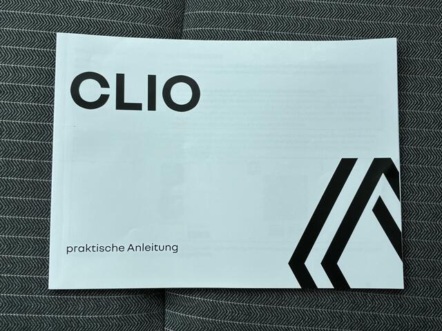 Renault CLIO 1.6 E-Tech Full Hybrid 145 techno / Fabrieksgarantie t/m 09-2027 / Achteruitrijcamera / Apple Carplay/Android Auto / Navigatie / All-Season Banden / Stoel-/Stuurverwarming /