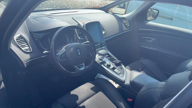 Renault ESPACE 1.8 TCe Intens 7p. 224pk Automaat | Trekhaak | Adaptieve Cruise | Achteruitrijcamera | Elektrische Achterklep | Head up Display