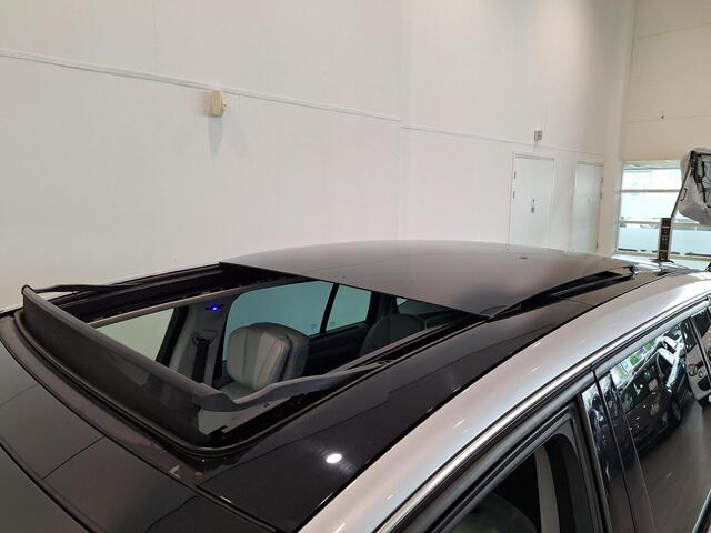 Renault ESPACE 1.6 TCe 200 EDC Initiale Paris 7p. | BOSE | Panoramadak | Elektrisch wegklapbare trekhaak | Elektrisch bedienbare achterklep