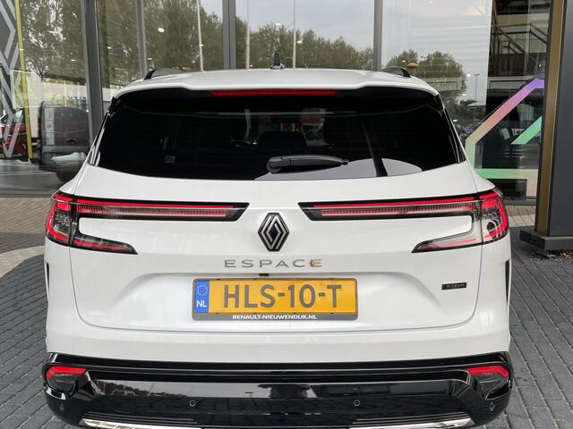 Renault ESPACE E-Tech full hybrid 200 iconic 7p.
