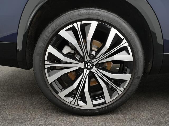 Renault ESPACE E-Tech Full Hybrid 200 Iconic 7p. - RIJKLAARPRIJS - 7-persoons - Adaptive Cruise Control - Stoel- en Stuurverwarming - Massage - Rondomzichtcamera - Panoramadak - Dealeronderhouden