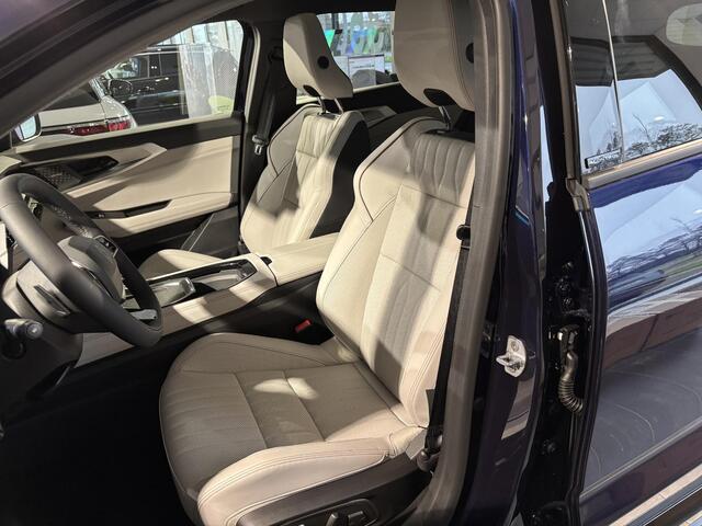 Renault ESPACE E-Tech full hybrid 200 iconic 7p. / LED MATRIX / HEAD UP DISPLAY / PANORAMISCH SOLARBAY DAK / TEP LEDEREN INTERIEUR / 4 CONTROL / ACTIVE DRIVE ASSIST / HARMAN KARDON