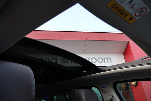 Renault ESPACE 1.6 dCi Dynamique 7-pers | Panoramadak | HUD | ACC | Trekhaak | Leder | Camera | Trekhaak |