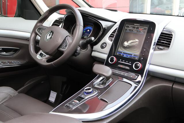 Renault ESPACE 1.6 dCi Dynamique 7-pers | Panoramadak | HUD | ACC | Trekhaak | Leder | Camera | Trekhaak |