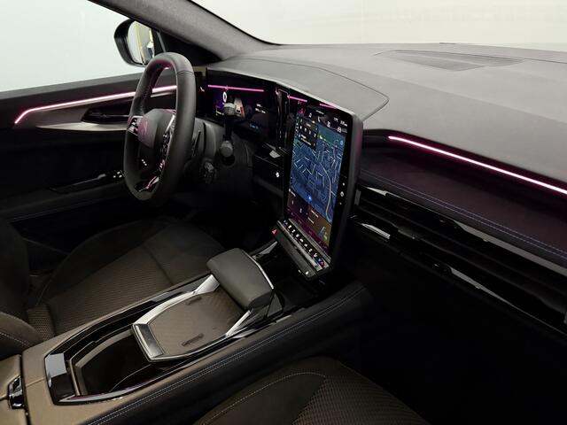 Renault ESPACE E-Tech full hybrid 200 esprit Alpine 7p. Camera, Navi, Keyless start, Sfeerverlichting, Elektrische achterklep, Cruise control, 1 jaar garantie