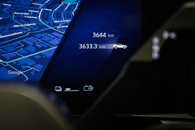 Renault ESPACE E-Tech full hybrid 200 iconic 7p. | PACK HARMAN KARDON | PACK ADVANCED DRIVING ASSIST | PANORAMISCH DAK | ELEK. VERSTELBARE BESTUURDERSTOEL INCL. GEHEUGEN |