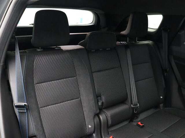 Renault ESPACE E-Tech full hybrid 200pk esprit Alpine 7p. | Vijf jaar garantie | 360 graden camera | Panoramisch vast dak | Harman Kardon | Elek. verstelbare stoelen |