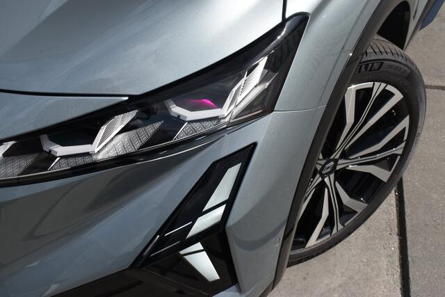 Renault ESPACE Iconic | Achteruitrijcamera | Elektrisch verwarmbare voorstoelen | Elektronisch geregelde airconditioning