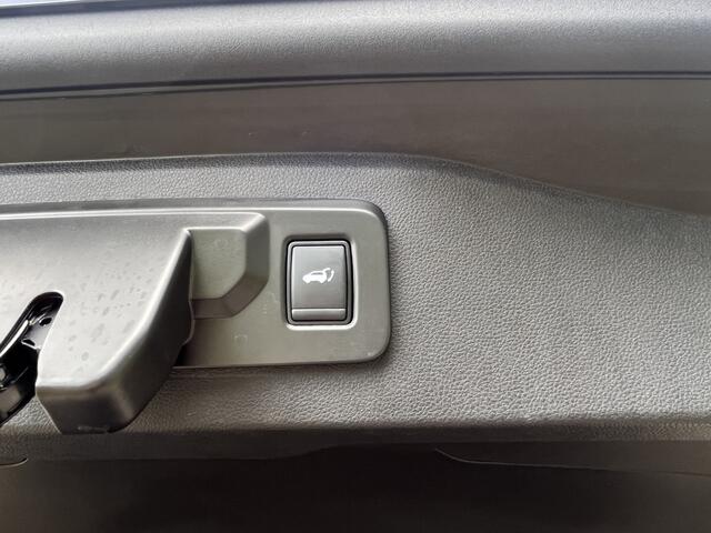 Renault ESPACE E-Tech full hybrid 200PK iconic / Panorama/ 360 Camera / Winterpakket / 4-Control / PDC V+A / 20''LMV /