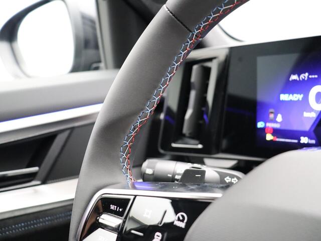 Renault ESPACE E-Tech full hybrid 200pk esprit Alpine 7p. | HUD | Active driver assist | Harman Kardon | Panoramisch dak |