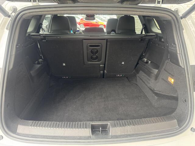 Renault ESPACE E-Tech full hybrid 200 Iconic 5p. | Panoramadak | Harman / Kardon | 360° Camera | Stoel + Stuurverwarming | Massagestoel | 4 Control |