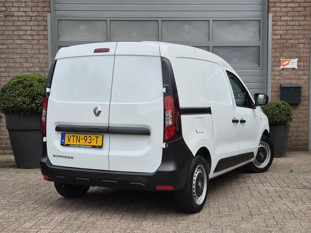 Renault EXPRESS 1.5 dCi 75 Comfort Navigatie, Parkeersensoren, Airco, Cruisecontrol.