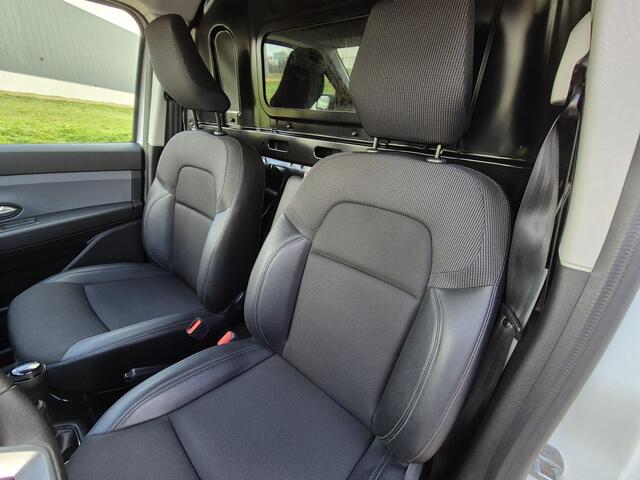 Renault EXPRESS 1.5 dCi 75 Comfort Navigatie, Parkeersensoren, Airco, Cruisecontrol.