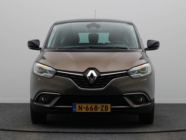 Renault GRAND SCENIC 140pk TCe Intens | Trekhaak | Stoelverwarming | Massagestoelen | Lichtmetalen velgen |