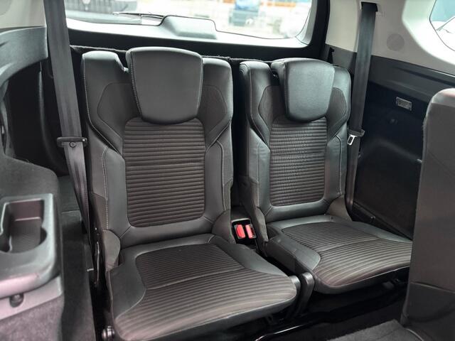 Renault GRAND SCENIC 1.3 TCe 140 Intens 7 Pers. Camera