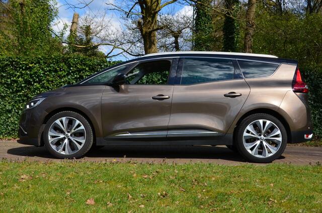 Renault GRAND SCENIC 1.2 TCe Bose 7 Persoons. Navi/Pdc/Ecc/Panoramadak/Apple Carplay/Android Auto/Extra getint glas/lederen/stof bekleding