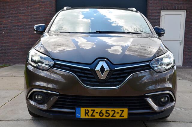 Renault GRAND SCENIC 1.2 TCe Bose 7 Persoons. Navi/Pdc/Ecc/Panoramadak/Apple Carplay/Android Auto/Extra getint glas/lederen/stof bekleding