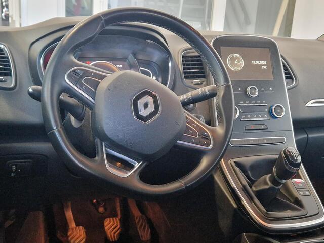 Renault GRAND SCENIC 1.3 TCe Limited 7p. | TREKHAAK | NAVIGATIE | PARKEERSENSOREN VOOR&ACHTER | ZONNESCHERM ACHTER |