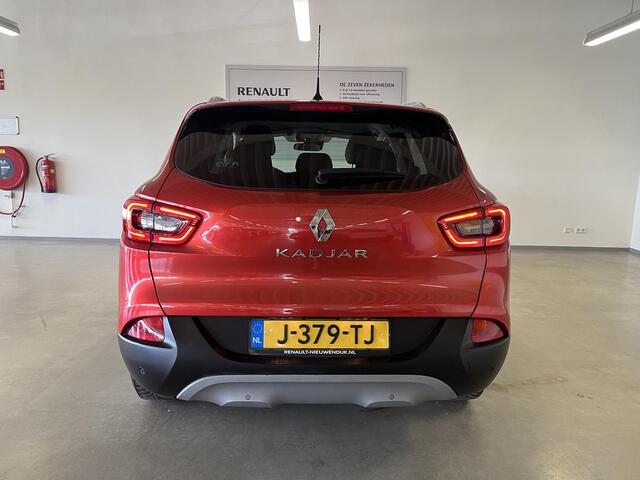 Renault KADJAR 1.2 TCe Bose / VERWARMDE VOORRUIT / CRUISE CONTROLE / PARKEER SENSOREN / CLIMATE CONTROLE