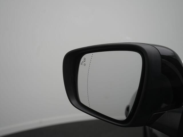 Renault KADJAR TCe 130 Bose - RIJKLAARPRIJS - Achteruitrijcamera - Lederen bekleding - Stoelverwarming