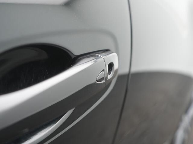 Renault KADJAR TCe 130 Bose - RIJKLAARPRIJS - Achteruitrijcamera - Lederen bekleding - Stoelverwarming