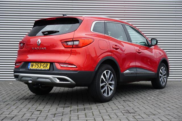 Renault KADJAR 140PK Limited CAMERA | TREKHAAK | KEYLESS | STOELVERW. | PANO!