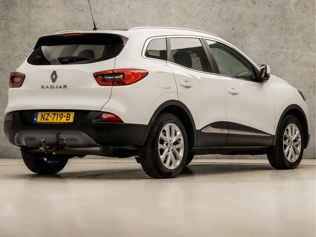 Renault KADJAR 1.2 TCe Intens Sport (VIRTUAL COCKPIT, APPLE CARPLAY, NAVIGATIE, CLIMATE, CAMERA, LEDER, SPORTSTOELEN, GETINT GLAS, TREKHAAK, LANE ASSIST, CRUISE, NIEUWSTAAT)