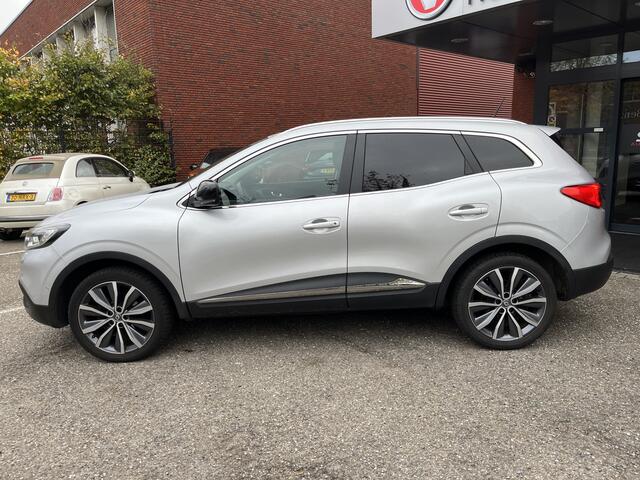 Renault KADJAR 1.6 TCe Intens // LEDER // LED // KEYLESS // DODEHOEK // NAVI+CARPLAY // CAMERA+SENSOREN // BOSE AUDIO //