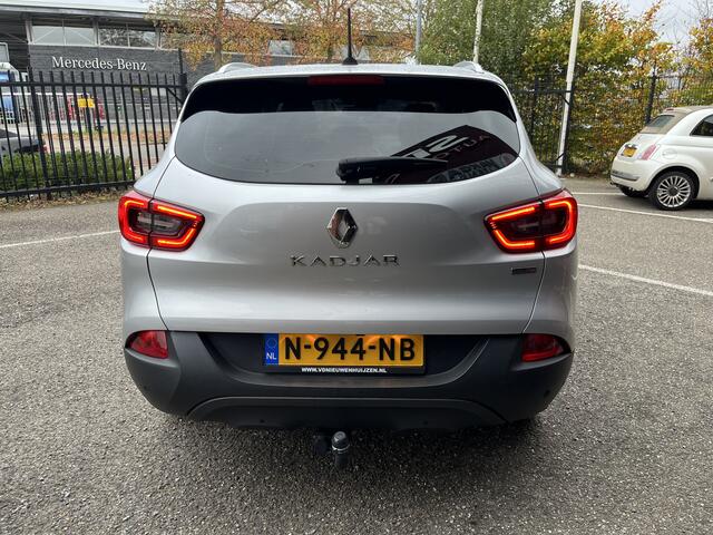 Renault KADJAR 1.6 TCe Intens // LEDER // LED // KEYLESS // DODEHOEK // NAVI+CARPLAY // CAMERA+SENSOREN // BOSE AUDIO //
