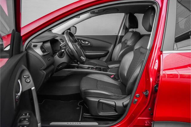 Renault KADJAR 1.2 TCe Intens 130PK Automaat Trekhaak Navigatie PDC 17"