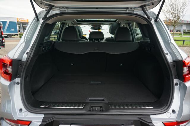 Renault KADJAR 1.3 TCE 140 EDC Intens Techno, Panoramadak