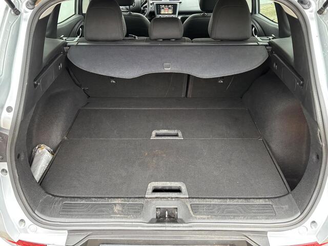 Renault KADJAR 1.3 TCe Zen | Navigatie | Aanhangwagen geremd | Lage km. stand |