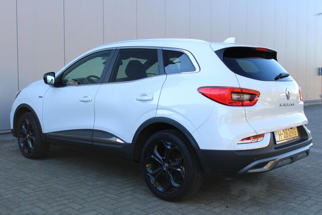 Renault KADJAR 1.3 TCe 160pk Automaat Black Edition | Camera | BOSE audio | Half leder | Stoelverwarming