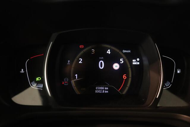 Renault KADJAR 1.3 TCe Black Edition | Camera | Climate control | Trekhaak | 19" lichtmetaal | Navigatie | AppleCarplay AndroidAuto | LED verlichting | Stoelverwarming |