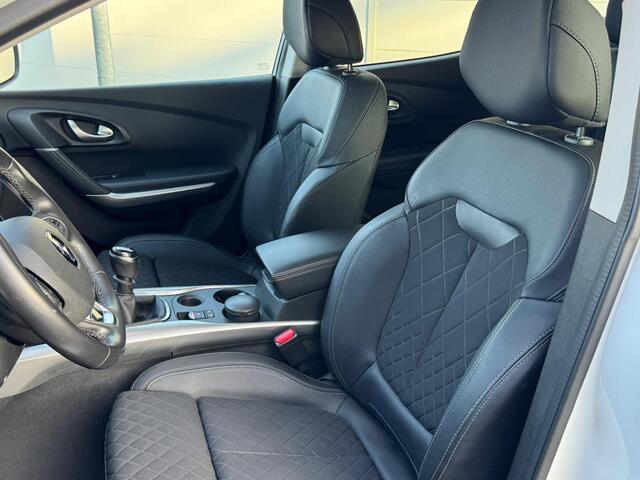 Renault KADJAR 1.3 TCe Intens (Hoge Instap) Trekhaak | Camera | Navigatie | Winterpack | Dealer Onderhouden